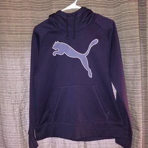 Kids LG, Puma Hoodie, Also Fits Small Adult